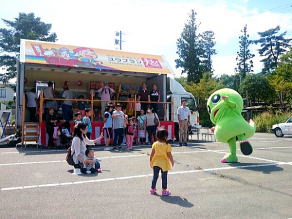 高齢者福祉施設での夏祭り